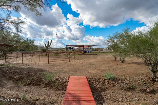 38644 N 12TH Street, Phoenix, AZ 85086