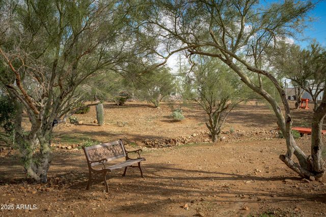 38644 N 12TH Street, Phoenix, AZ 85086