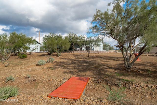 38644 N 12TH Street, Phoenix, AZ 85086