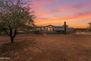 38644 N 12TH Street, Phoenix, AZ 85086