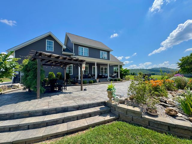 12 Cove Creek Drive, Somerset, KY 42501