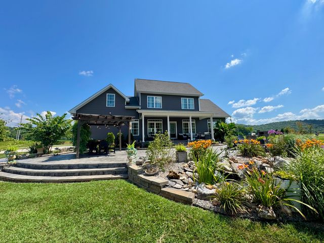 12 Cove Creek Drive, Somerset, KY 42501