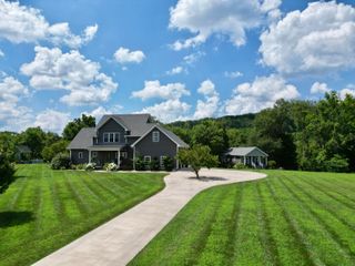 12 Cove Creek Drive, Somerset, KY 42501