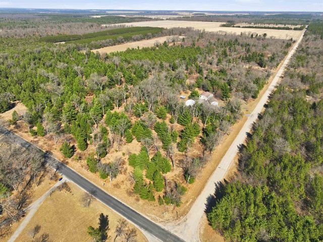 890 Gale Drive, Wisconsin Dells, WI 53965