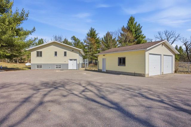 890 Gale Drive, Wisconsin Dells, WI 53965