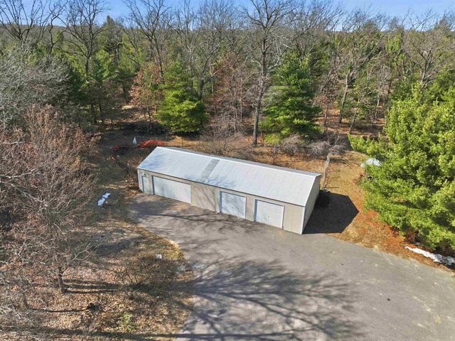 890 Gale Drive, Wisconsin Dells, WI 53965