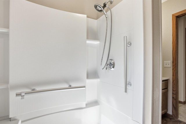 890 Gale Drive, Wisconsin Dells, WI 53965