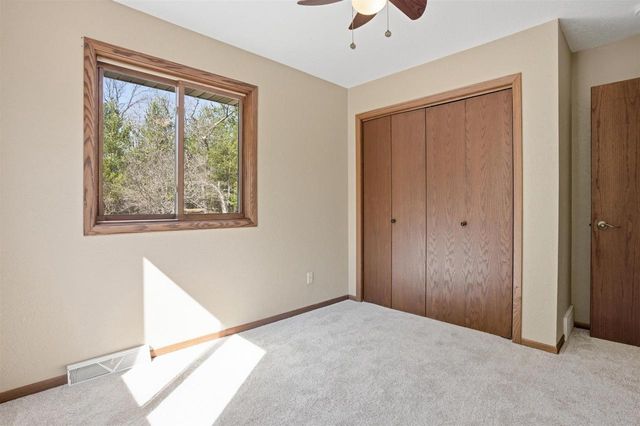 890 Gale Drive, Wisconsin Dells, WI 53965