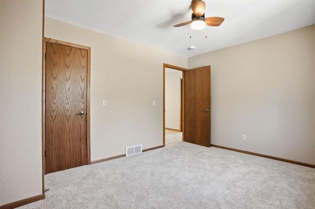 890 Gale Drive, Wisconsin Dells, WI 53965