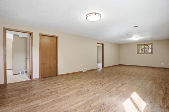 890 Gale Drive, Wisconsin Dells, WI 53965