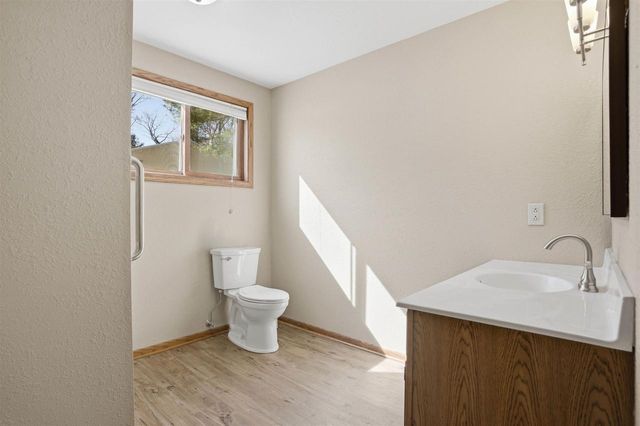 890 Gale Drive, Wisconsin Dells, WI 53965