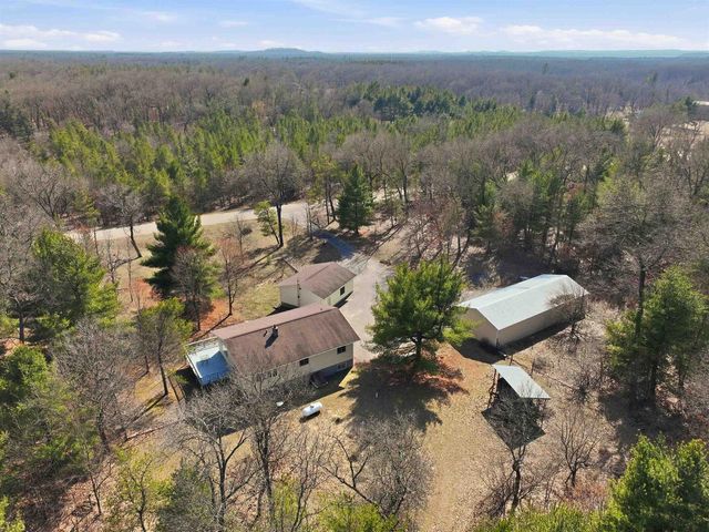 890 Gale Drive, Wisconsin Dells, WI 53965