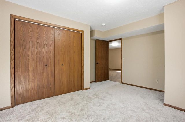 890 Gale Drive, Wisconsin Dells, WI 53965