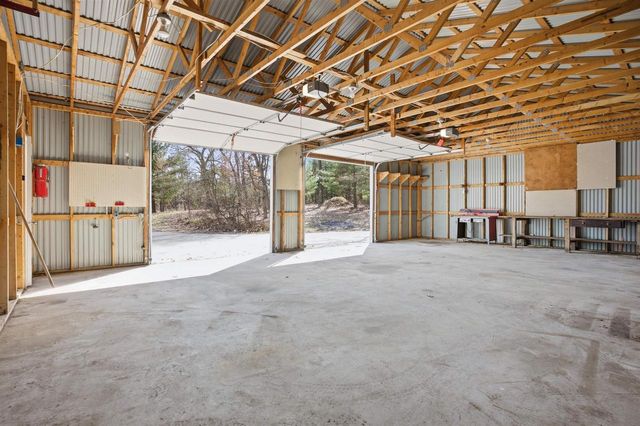 890 Gale Drive, Wisconsin Dells, WI 53965