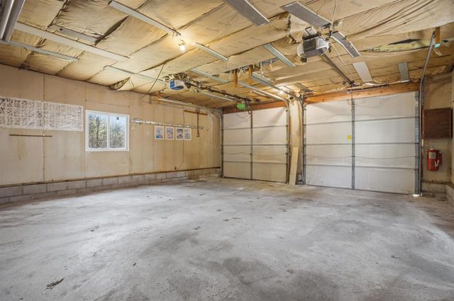 890 Gale Drive, Wisconsin Dells, WI 53965