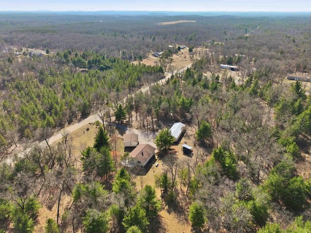 890 Gale Drive, Wisconsin Dells, WI 53965