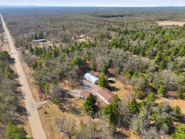 890 Gale Drive, Wisconsin Dells, WI 53965