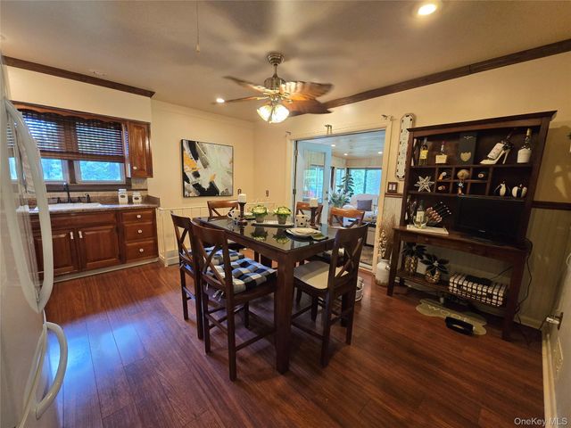 37 Valhalla Road, Carmel, NY 10512