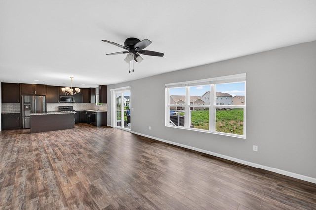 974 Griffin Way, Deforest, WI 53532