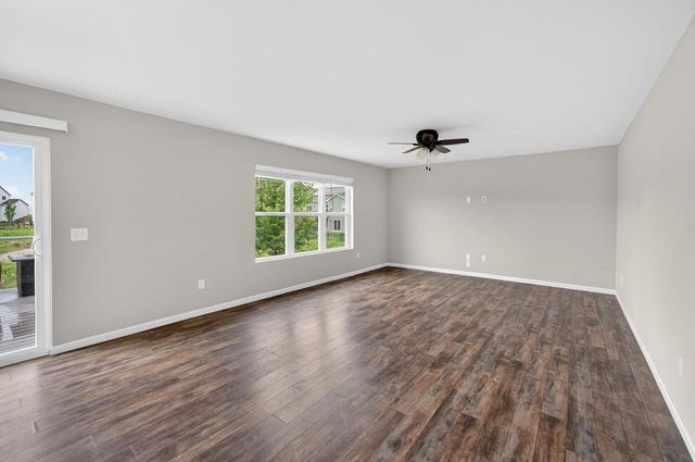 974 Griffin Way, Deforest, WI 53532