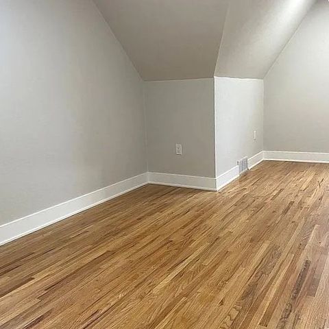 511 W Washington Street, Winterset, IA 50273