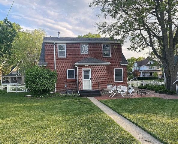 511 W Washington Street, Winterset, IA 50273