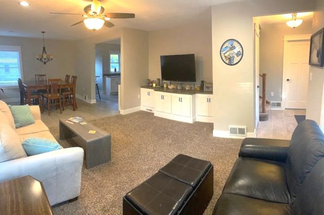 511 W Washington Street, Winterset, IA 50273