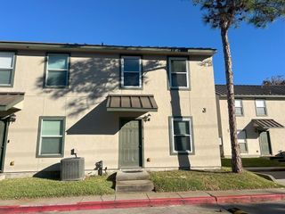302 Saint Andrews St J-101, Rockport, TX 78382