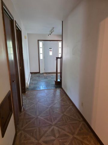 734 N Stewart Avenue, Fremont, MI 49412