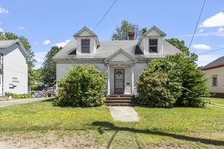 59 J St, Athol, MA 01331