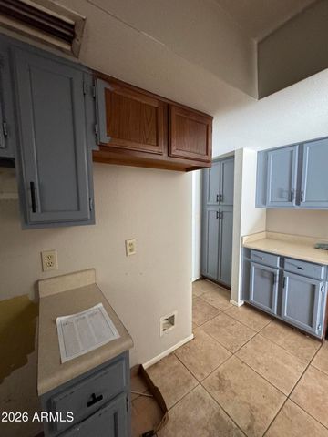 4725 W Eva Street, Glendale, AZ 85302