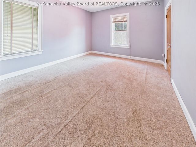 514 9th Avenue, Huntington, WV 25701