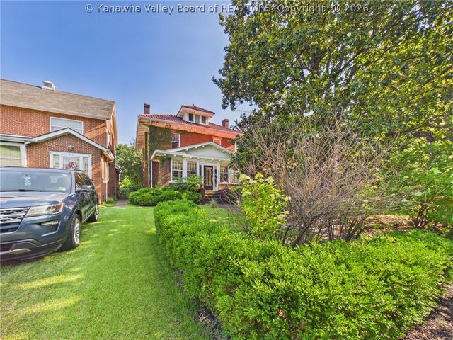 514 9th Avenue, Huntington, WV 25701