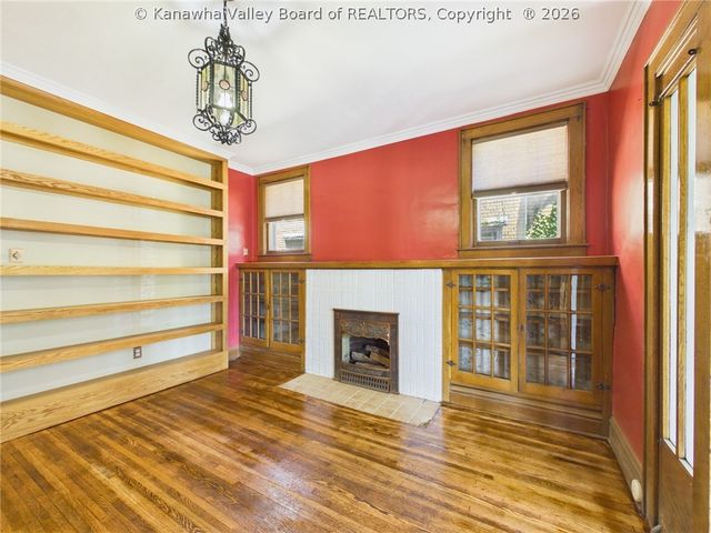 514 9th Avenue, Huntington, WV 25701