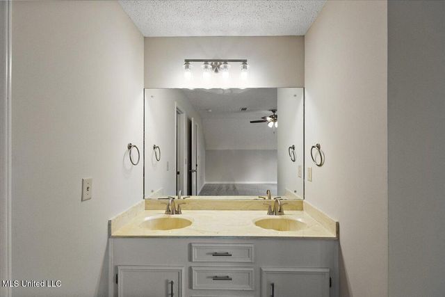 214 Dublin Court, Brandon, MS 39047