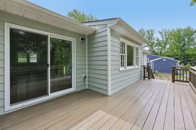 2853 Hedwig Drive, Yorktown Heights, NY 10598