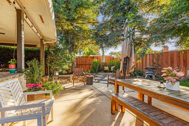 545 N Daubenberger Rd, Turlock, CA 95380