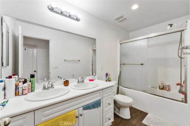 2492 E Williamsburg, Ontario, CA 91761