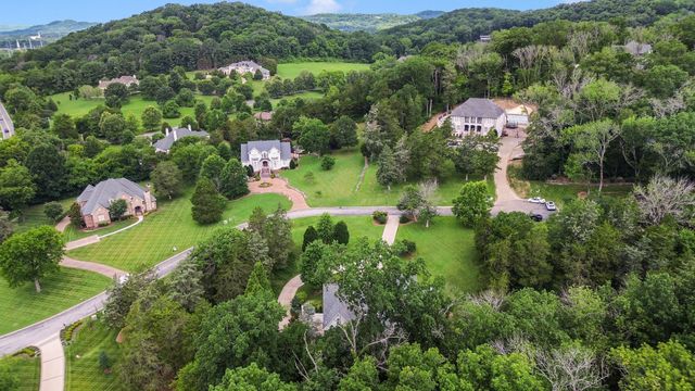 110 Balleroy Dr, Brentwood, TN 37027