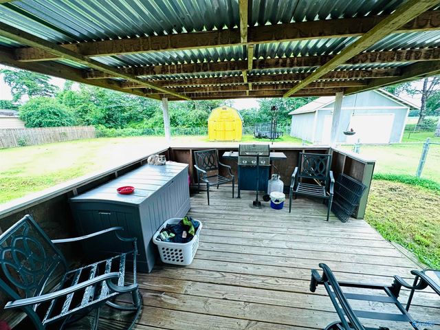 16544 Becky Street, Athens, AL 35611
