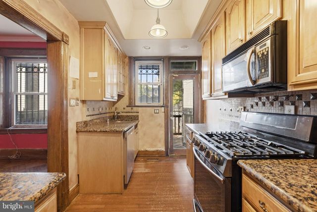 1203 COLUMBIA RD NW, Washington, DC 20009