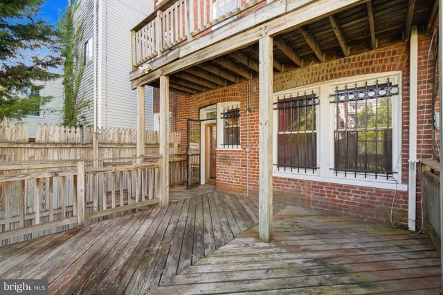1203 COLUMBIA RD NW, Washington, DC 20009