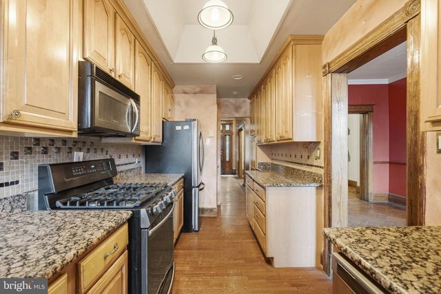 1203 COLUMBIA RD NW, Washington, DC 20009