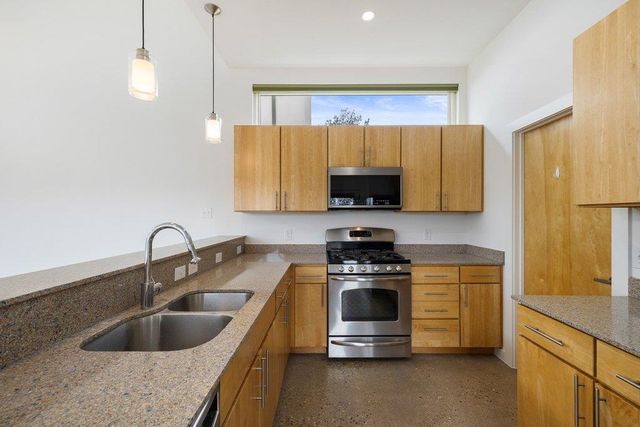 7412 Ava LN, Austin, TX 78724