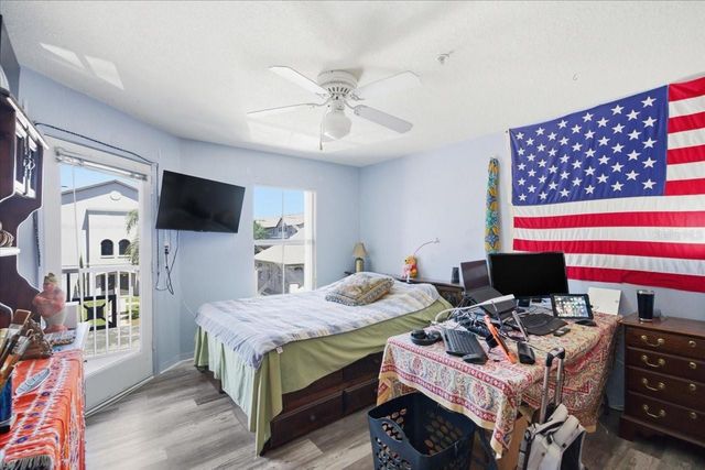 5007 SUNRIDGE PALMS DRIVE, Tampa, FL 33617