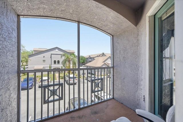 5007 SUNRIDGE PALMS DRIVE, Tampa, FL 33617