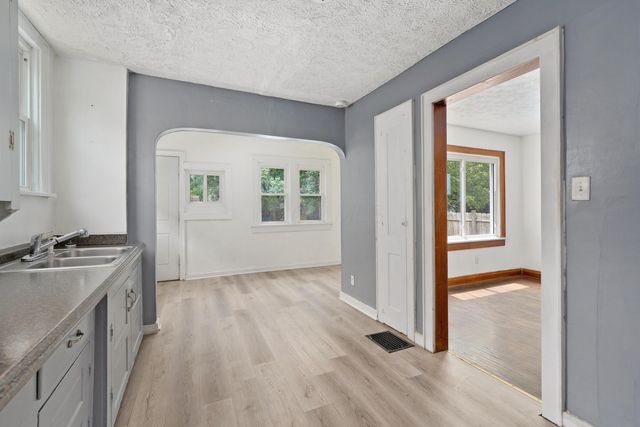 1429 Loretta Avenue, Columbus, OH 43211