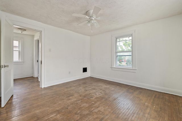 1429 Loretta Avenue, Columbus, OH 43211