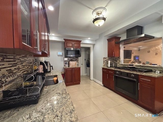 758 Wood Avenue, Bridgeport, CT 06604