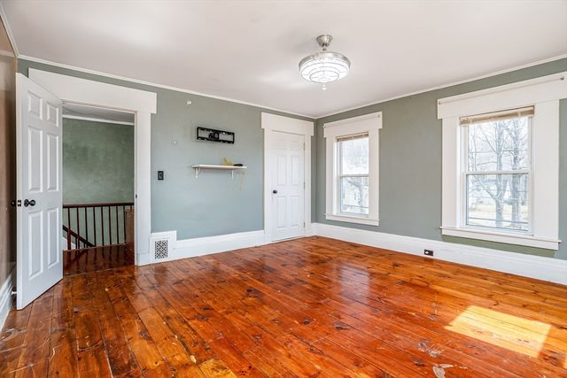 90 Mechanic St, Fitchburg, MA 01420